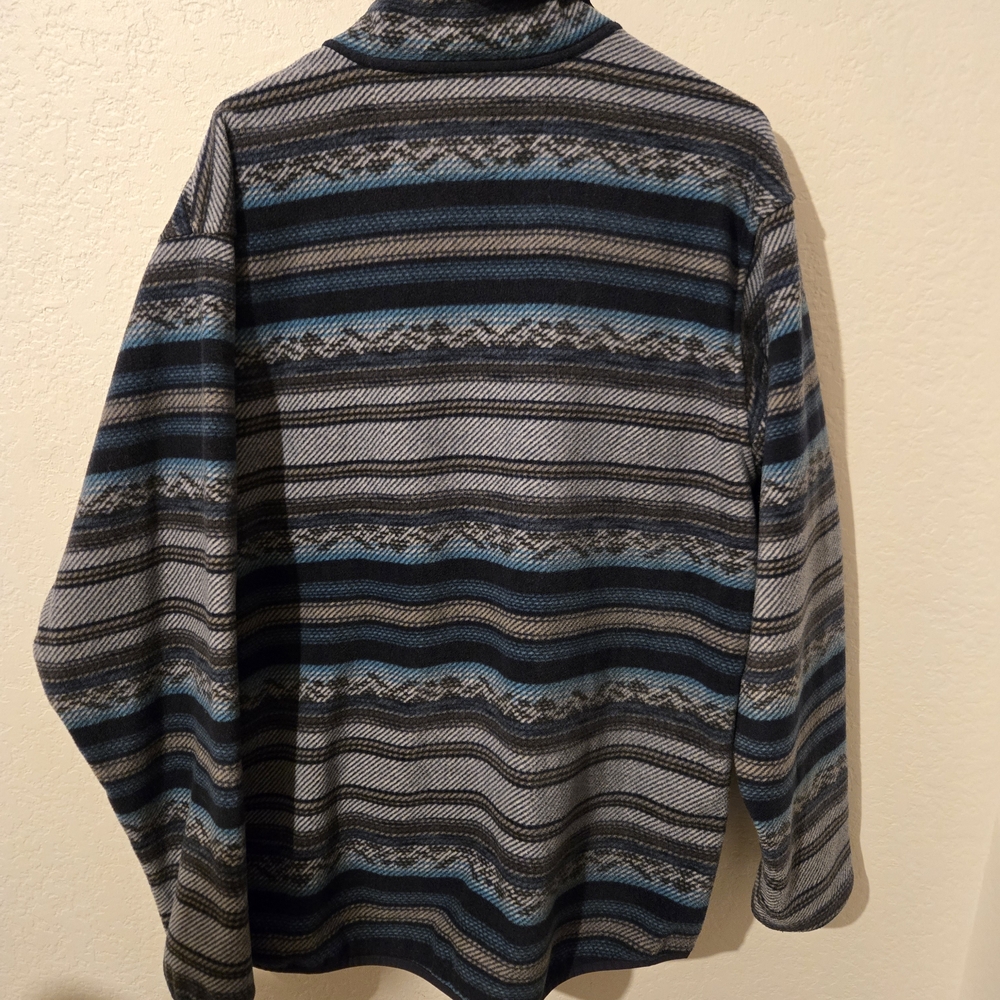 Cinch Men's Multi-Stripe Sweater In Great Condition. - Picture 3 of 3